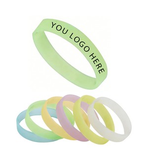Fluorescent wristband